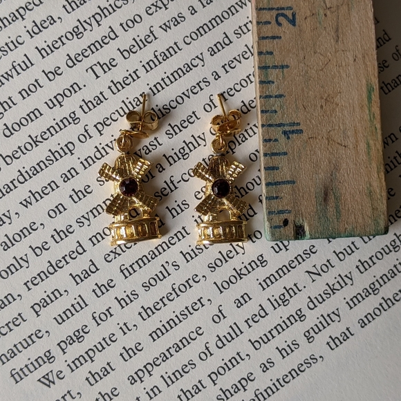 Vintage Genuine Garnet Windmill Earrings - Picture 5 of 8